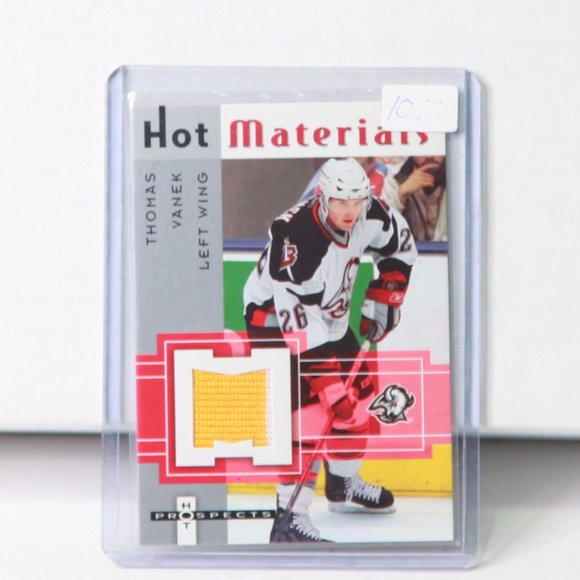 Thomas Vanek Fleer UDC Hot Materials Jersey Hockey Card Buffalo Sabres 2005/06 - Picture 1 of 2